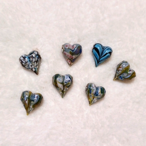 charms 7 pcs - Picture 1 of 4